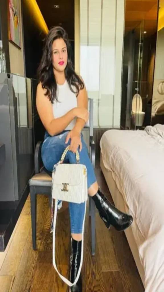 Kasauli call girl service
